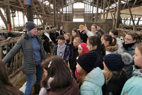 Exkursion Milchviehof Reents Bild 3