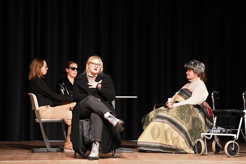 Darstellendes Spiel - Theateraufführung 3